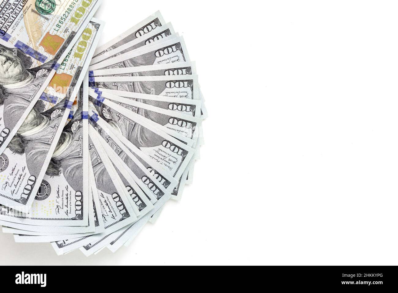 Dispositions échellées de billets américains de 100 dollars.Plusieurs billets d'argent américains de 100 s'étalent en forme de ventilateur Banque D'Images