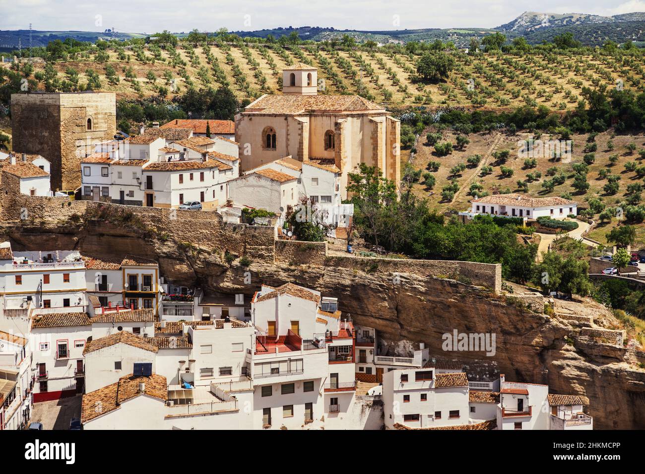 Setenil de las Bodegas village, un des beaux villages blancs (Pueblos Blancos) d'Andalousie, Espagne Banque D'Images