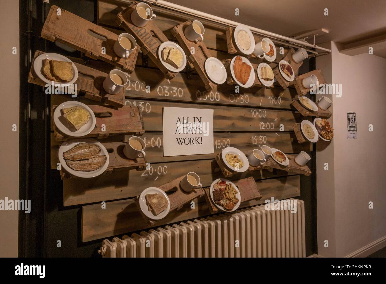 Un programme de restauration incroyable sur un chalutier de pêche exposé dans le Grimsby Fishing Heritage Centre, Grimsby, Royaume-Uni. Banque D'Images