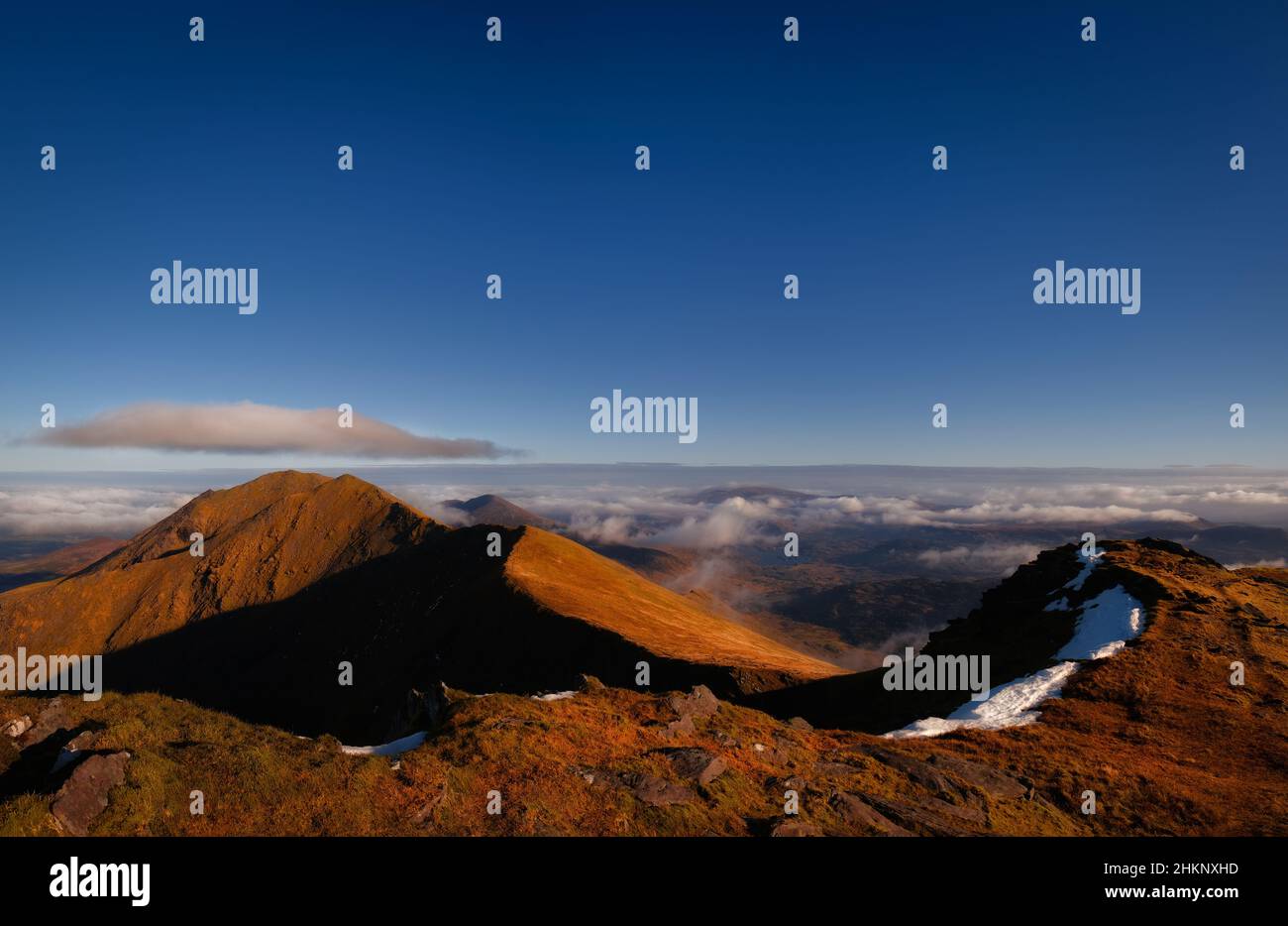 Kerry montagnes au coucher du soleil, Irlande Banque D'Images