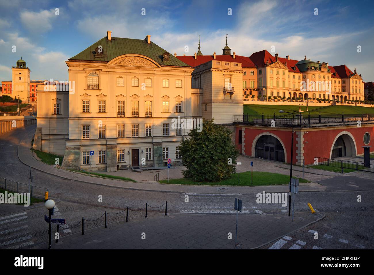 Varsovie - Palais sur le toit de cuivre et façade baroque orientale du château royal de Varsovie Banque D'Images