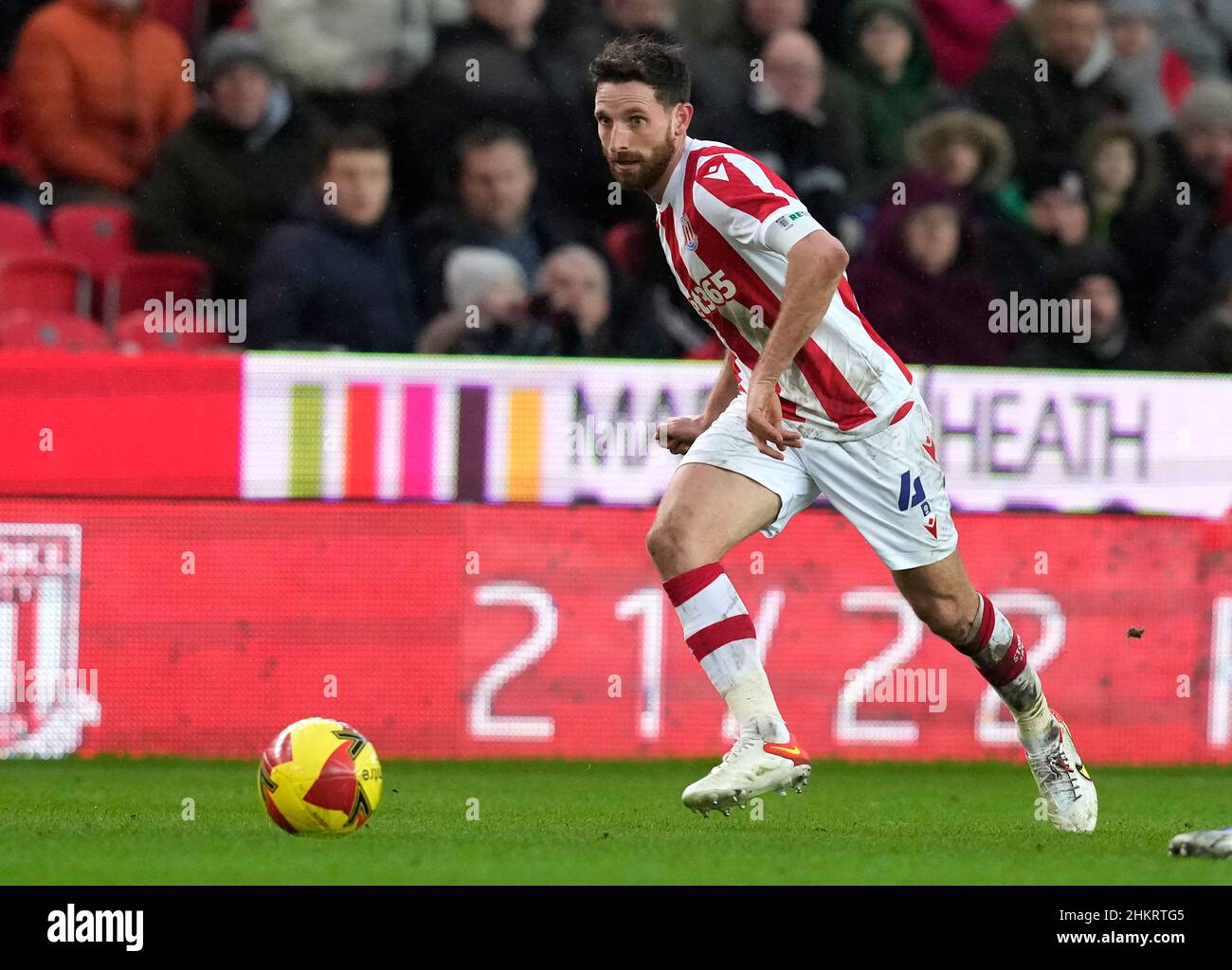 Stoke, Angleterre, le 5th février 2022.Joe Allen de Stoke City pendant le match de la coupe Emirates FA au stade Bet365, Stoke.Le crédit photo devrait se lire: Andrew Yates / Sportimage Banque D'Images