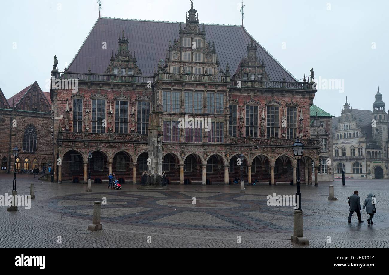 Brême, Allemagne - 16 2022 janvier l'hôtel de ville de Brême est l'un des exemples les plus importants de l'architecture gothique brique et Renaissance Weser en Europe. Banque D'Images