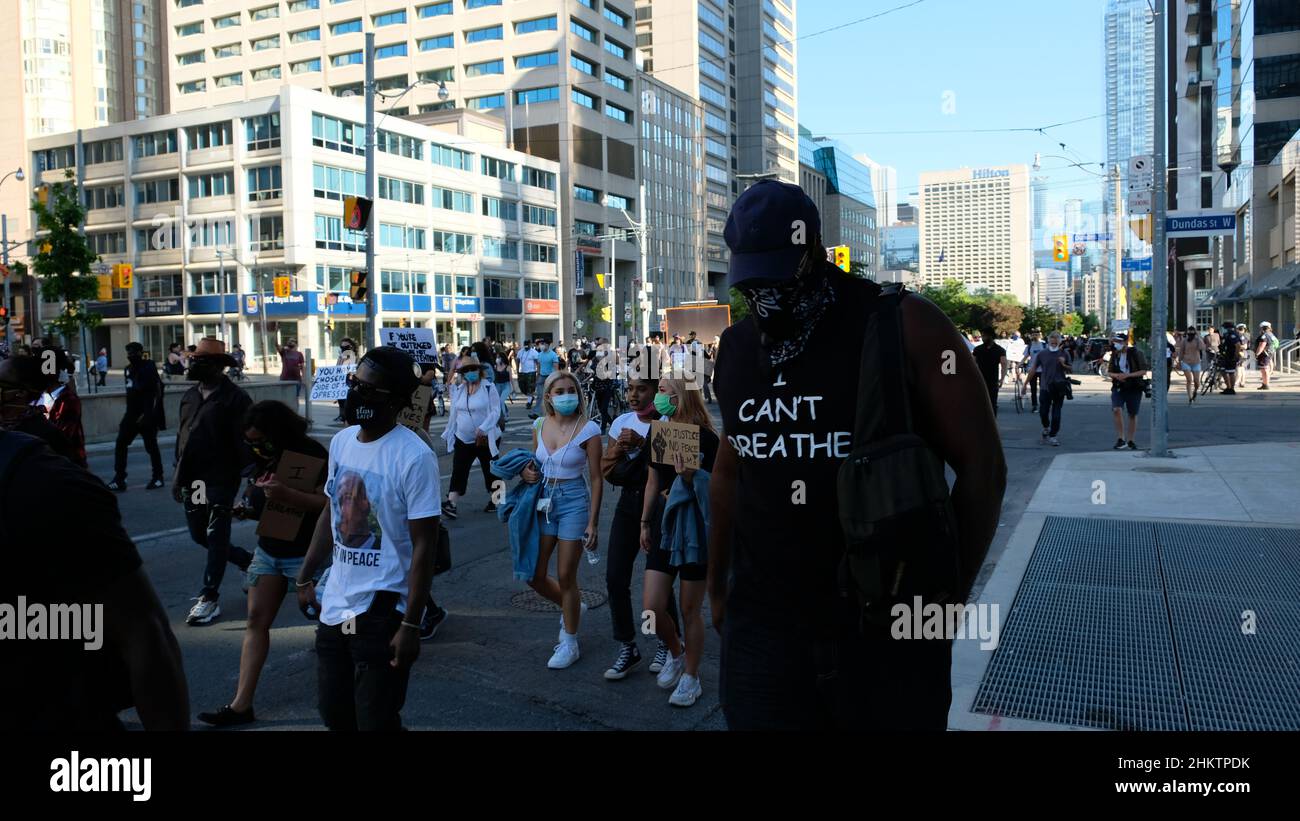 Rassemblement de protestation pacifique plaidant pour Black Lives Matter et la justice sociale Banque D'Images