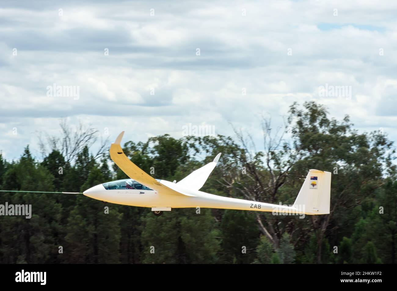 Schepp-Hirth Duo Discus T avion de navigation décollage à l'aérodrome de Lake Keepir Gunnedah Australia.in air Banque D'Images