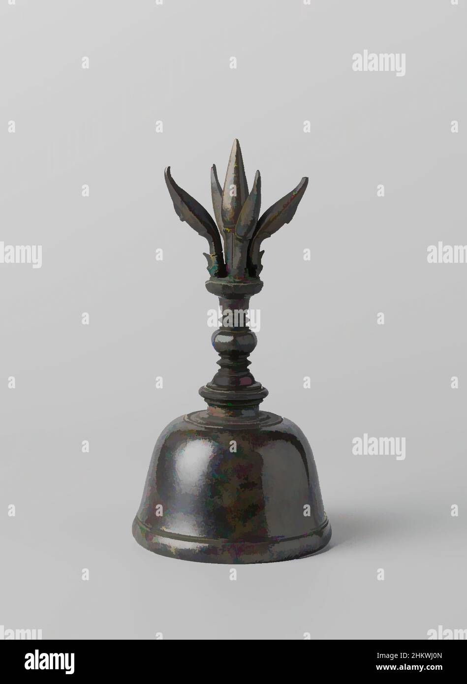 Art inspiré par Ghanta, sculpture en bronze d'une cloche avec poignée articulée et le dessus formé d'un coussin de lotus sur lequel est un wajra à cinq pointes., brazier:, Oost-Java, 900 - 1600, bronze (métal), Hauteur 18,5 cm × diamètre 9,3 cm, œuvres classiques modernisées par Artotop avec une touche de modernité. Formes, couleur et valeur, impact visuel accrocheur sur l'art émotions par la liberté d'œuvres d'art d'une manière contemporaine. Un message intemporel qui cherche une nouvelle direction créative. Artistes qui se tournent vers le support numérique et créent le NFT Artotop Banque D'Images