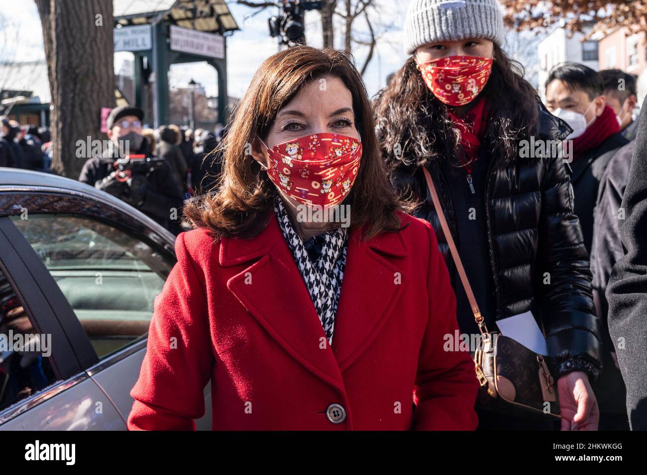 États-Unis.5th févr. 2022.Le gouverneur Hochul participe à des cadeaux alimentaires offerts par des organisations à but non lucratif coréennes sur l'avenue Barton à Queens Borough le jour de la célébration du nouvel an lunaire.Food Giveaway a été organisé par l'Association coréenne américaine du Grand New York et le Korean American Family Service Center.Le gouverneur a été rejoint par la congressiste Grace Meng.(Credit image: © Lev Radin/Pacific Press via ZUMA Press Wire) Banque D'Images