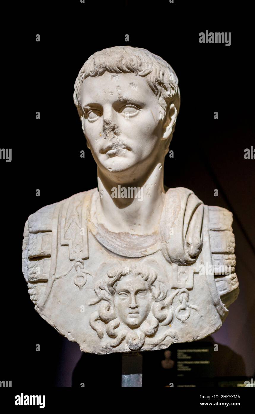 Buste en marbre de l'empereur Julius Claudius, période romaine, (41-54 AD) 1st siècle.Musée archéologique d'Istanbul. Banque D'Images