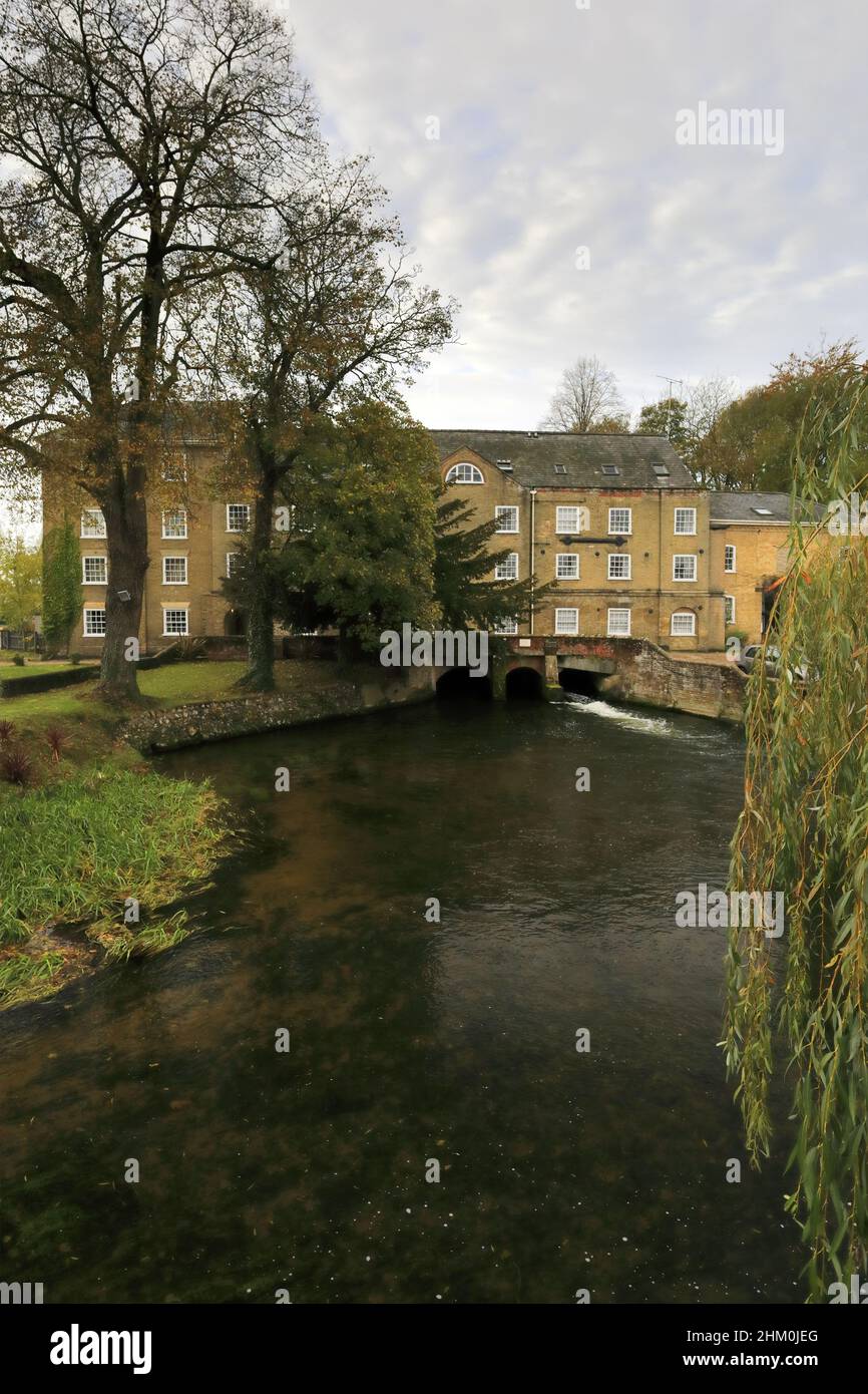 Fakenham Mill, rivière Wensem, ville de Fakenham, comté de Norfolk, Angleterre, ROYAUME-UNI Banque D'Images