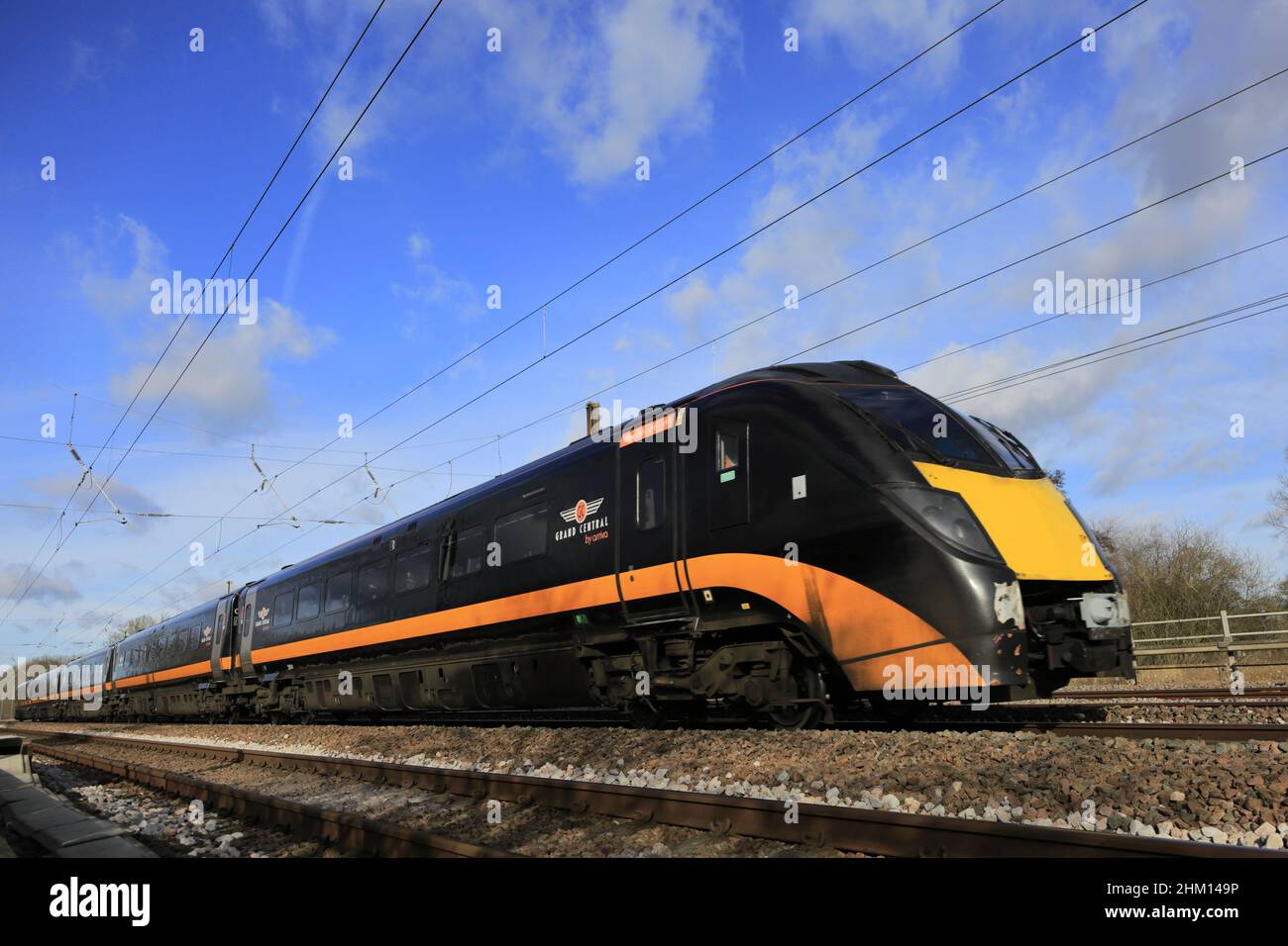 180 classe Zephyr, Grand Central trains, East Coast main Line Railway près du village d'Essendine, Rutland, Angleterre, Royaume-Uni Banque D'Images