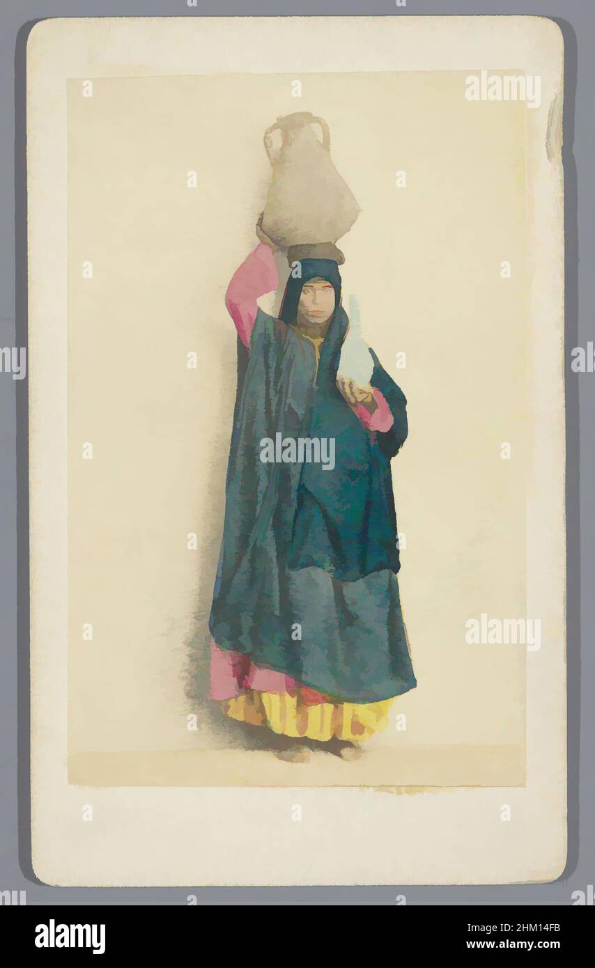 Art inspiré par Portrait d'une femme égyptienne inconnue avec un pichet à eau sur sa tête, Femme porte des croûtes d'eau, Wilhelm Hammerschmidt, Egypte, 1863 - 1869, papier, Carton, imprimé albumine, hauteur 101 mm × largeur 63 mm, oeuvres classiques modernisées par Artotop avec une touche de modernité. Formes, couleur et valeur, impact visuel accrocheur sur l'art émotions par la liberté d'œuvres d'art d'une manière contemporaine. Un message intemporel qui cherche une nouvelle direction créative. Artistes qui se tournent vers le support numérique et créent le NFT Artotop Banque D'Images