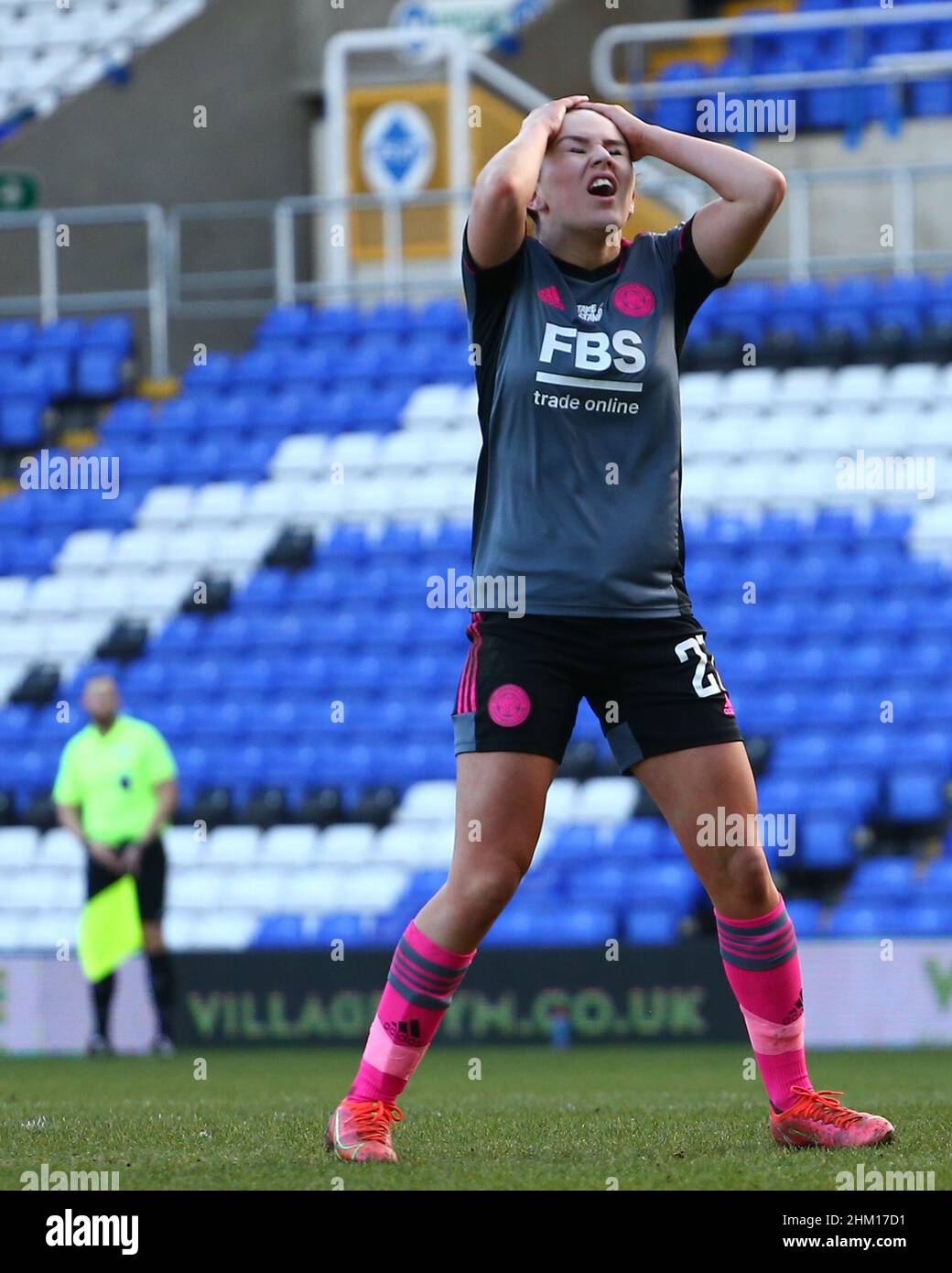 BIRMINGHAM, ROYAUME-UNI.FÉV 6th Shannon O'Brien, de Leicester City, réagit lors du match Barclays FA Women's Super League entre Birmingham City et Leicester City à St Andrews, Birmingham, le dimanche 6th février 2022.(Crédit : Kieran Riley | INFORMATIONS MI) crédit : INFORMATIONS MI et sport /Actualités Alay Live Banque D'Images