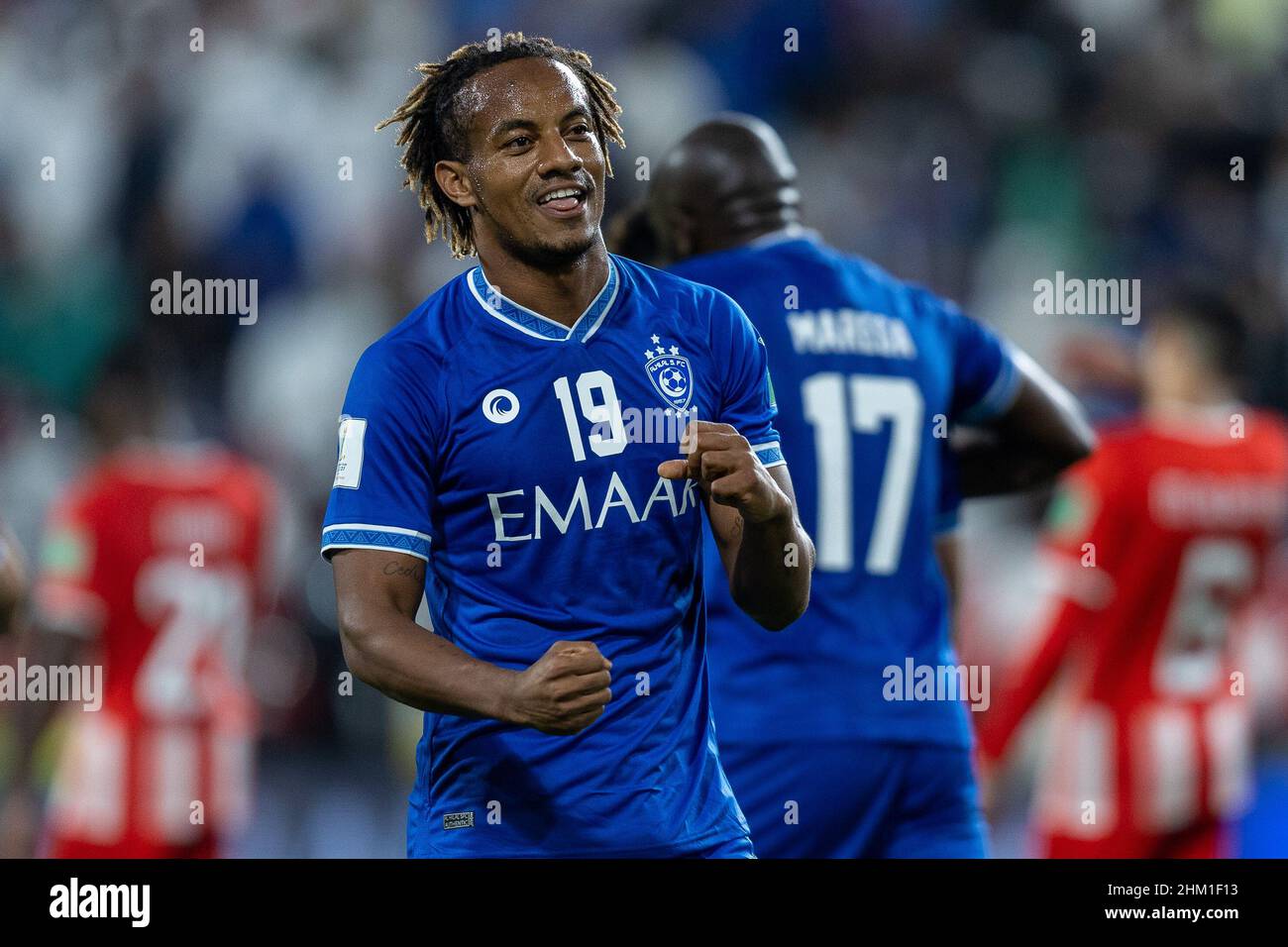 Emirats Arabes Unis, Abu Dhabi - 06 février 2022 - Andre Carrillo, d'Al-Hilal, célèbre après avoir atteint son but lors du match de quart de finale de la coupe du monde du club de la FIFA entre Al-Hilal et Al-Jazira au stade Mohammed Bin Zayed, Abu Dhabi, Émirats Arabes Unis, 06/02/2022.Photo par Ayman Kamel/SSSI crédit: Sebo47/Alamy Live News Banque D'Images