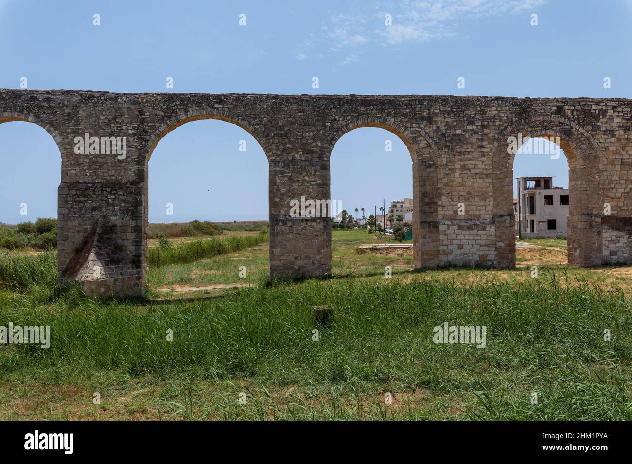 Ancien aqueduc de Larnaca, vieille plomberie, livraison d'eau, pierre Banque D'Images
