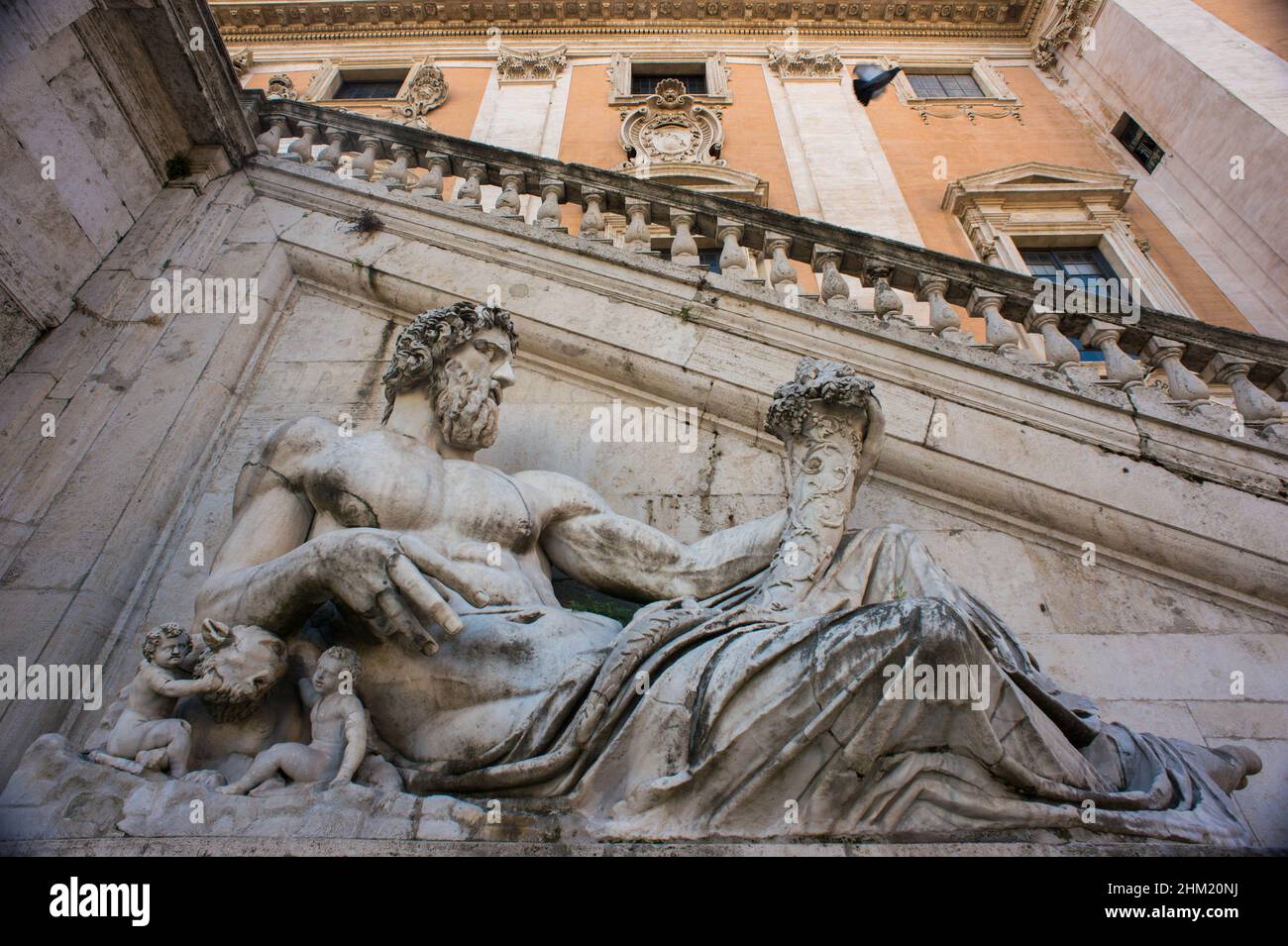 Rome, Italie 15/10/2015: Statue du Tibre, place Campidoglio.©Andrea Sabbadini Banque D'Images