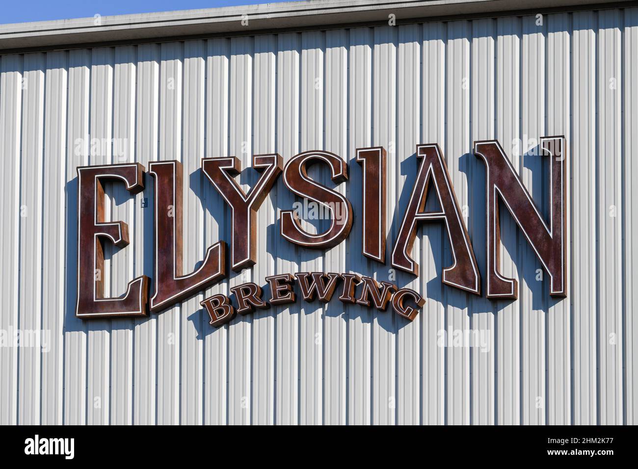 Seattle - 06 février 2022 ; panneau pour Elysian Brewing à Seattle sur le côté du bâtiment montrant le logo et la marque Banque D'Images