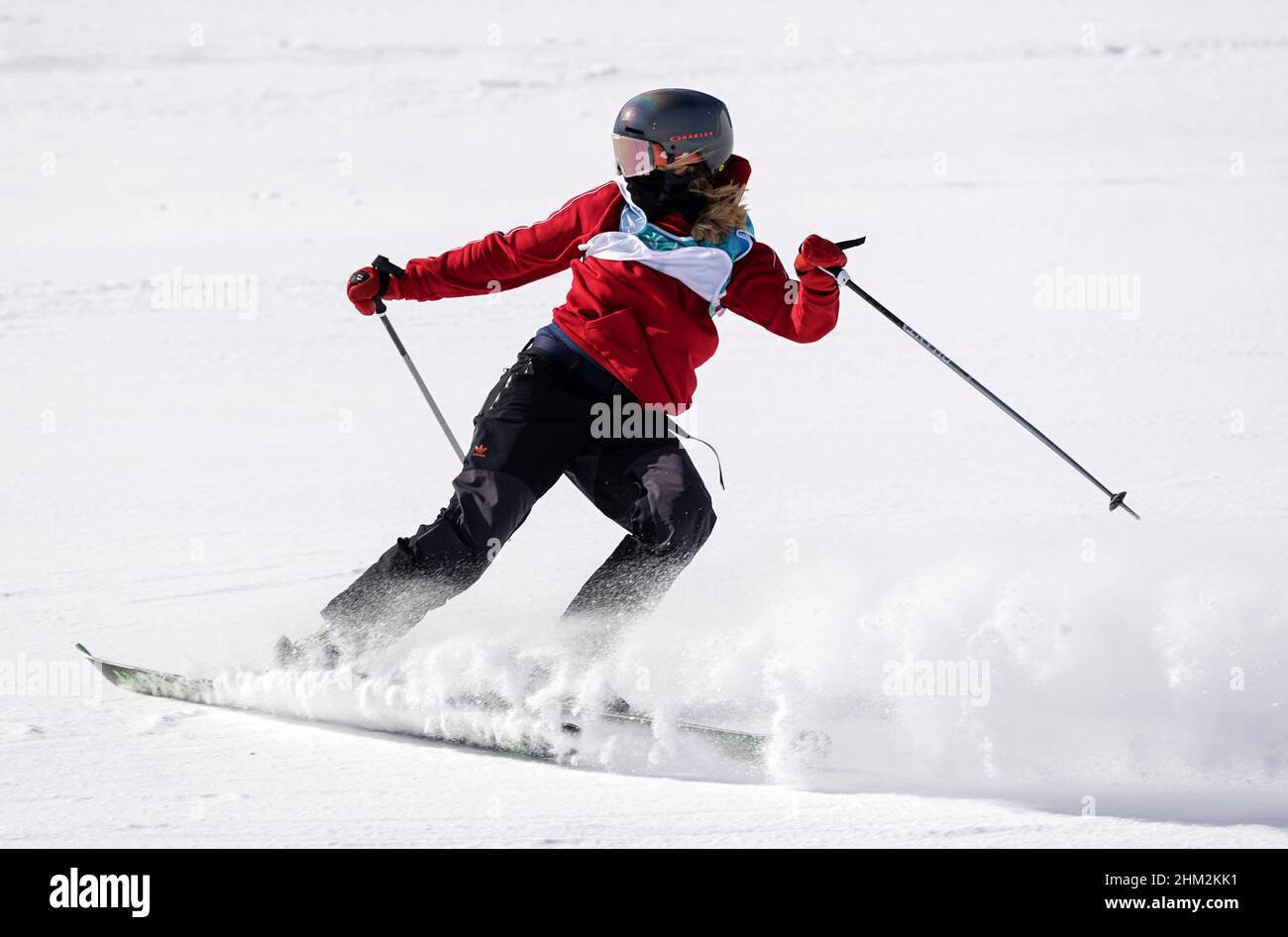 Katie Summerhayes de Grande-Bretagne pendant la qualification féminine Freeski Big Air au troisième jour des Jeux Olympiques d'hiver de Beijing 2022 au Big Air Shougang en Chine.Date de la photo: Lundi 7 février 2022. Banque D'Images