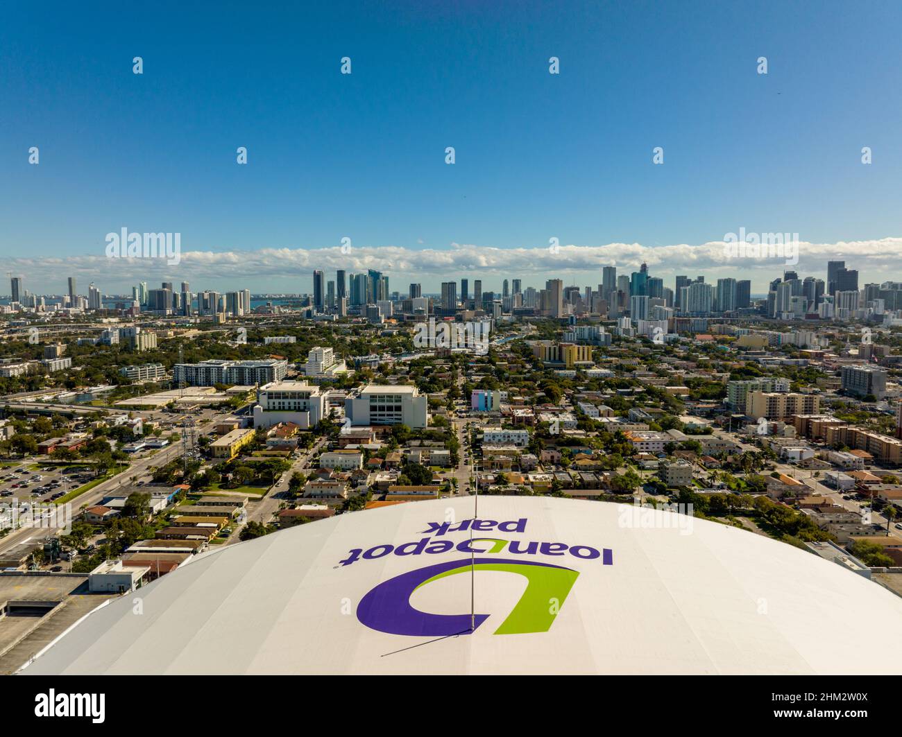 Miami, FL, Etats-Unis - 31 janvier 2022: Panorama aérien prêt Depot Park Miami Banque D'Images