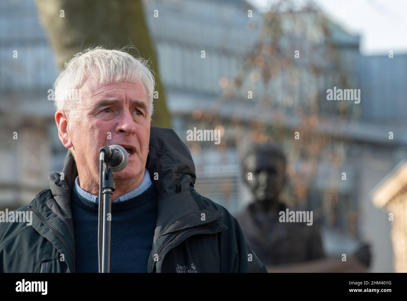 Londres, Royaume-Uni, 5th février 2022. Le député travailliste John McDonnell se rallie à l'affaire des votes, s'exprimant contre le projet de loi sur les élections injustes du gouvernement conservateur. M. McDonnell veut présenter la représentation proportionnelle à la Chambre des communes à Westminster. Banque D'Images
