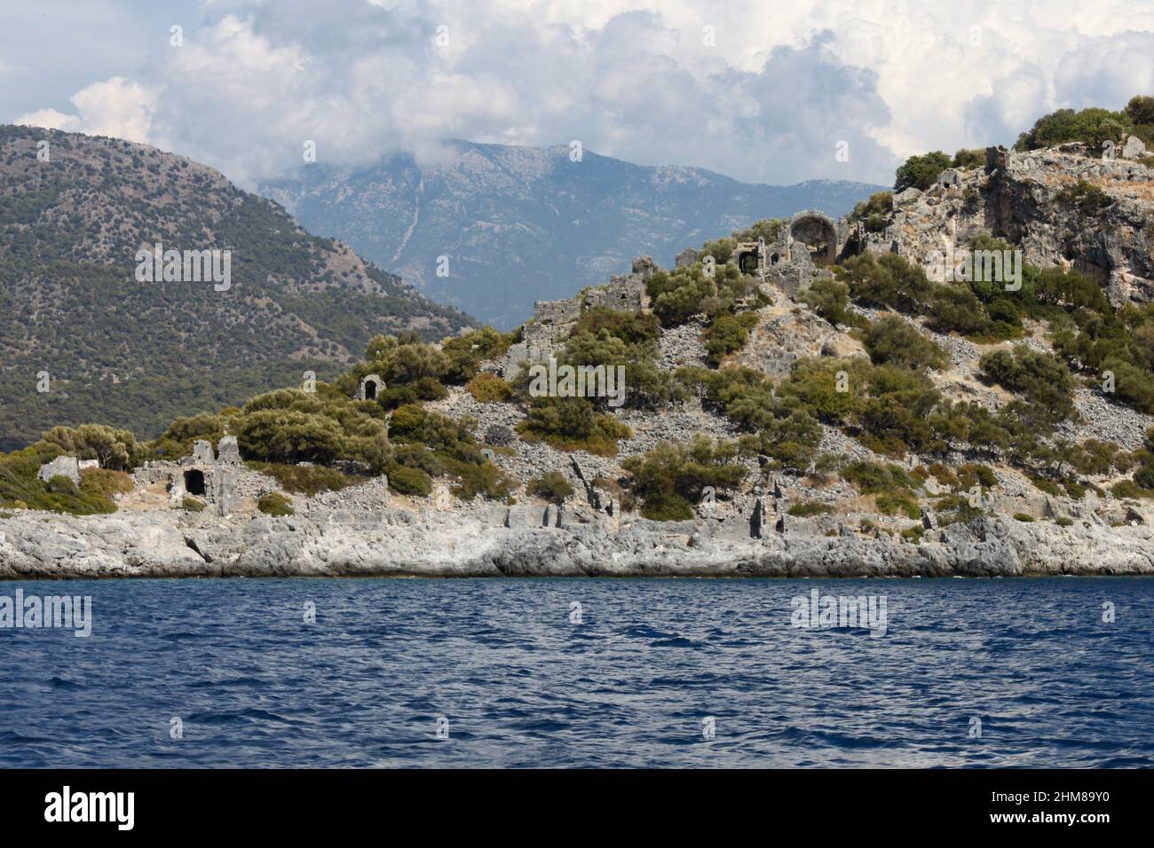 Fethiye, Mugla, Turquie - septembre 17 2014 : ruines d'une chapelle sur l'île de Gemiler Banque D'Images