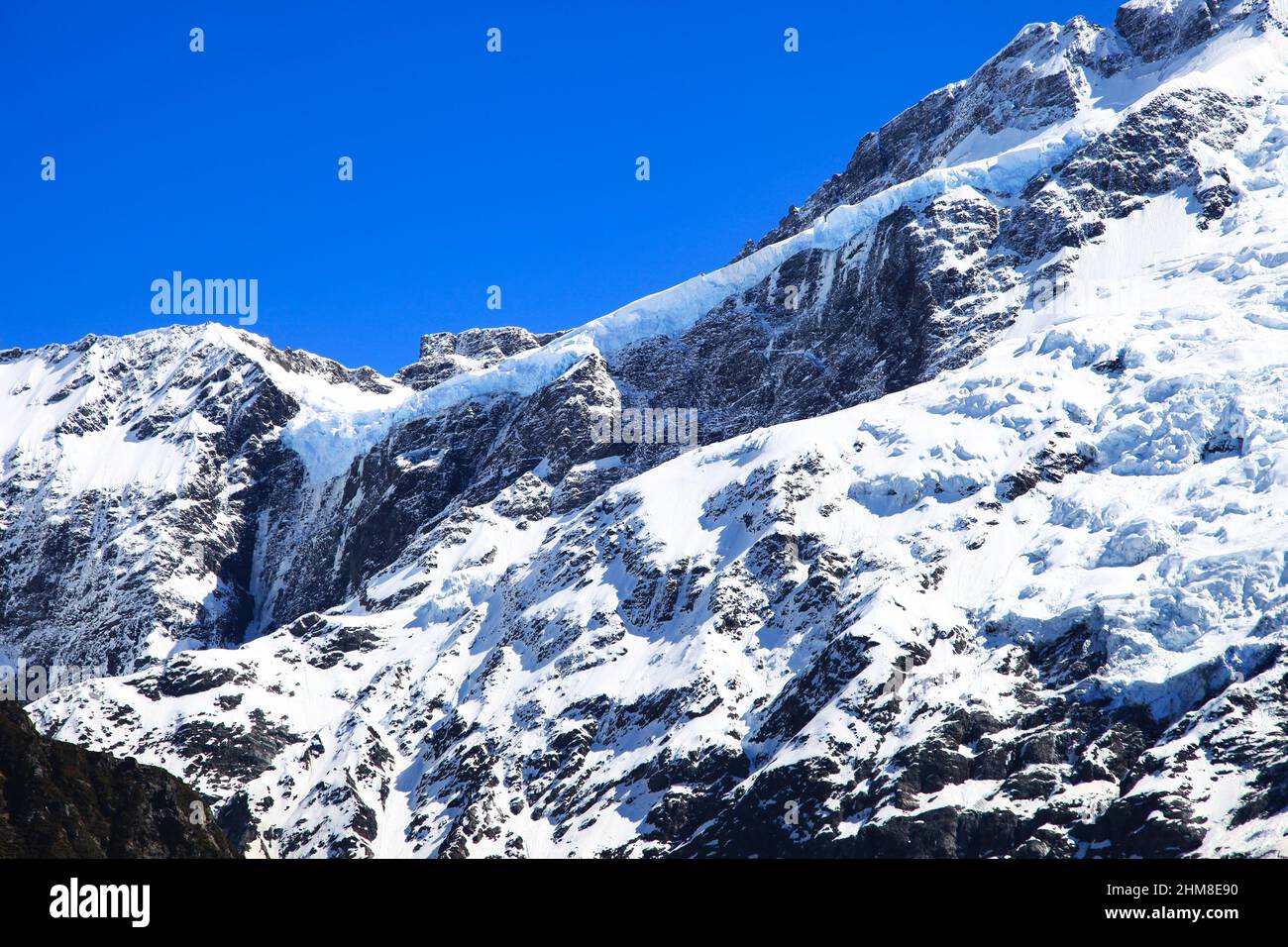 Paysage alpin du champ de glace sur le mont enneigé. Sefton, Alpes du Sud, Nouvelle-Zélande Banque D'Images