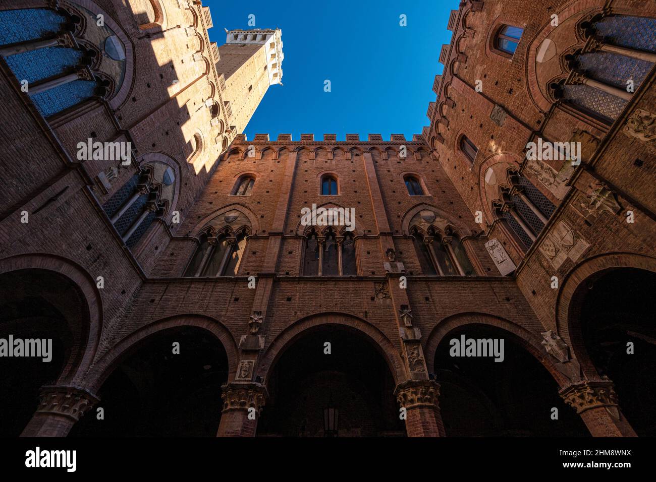 Vista dal cortile del Podestà, Toscana, Italie Banque D'Images