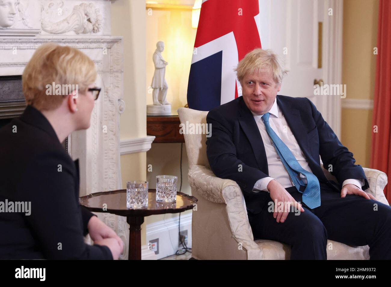 Le Premier ministre Boris Johnston s'entretient avec le Premier ministre de Lituanie, Ingrida Simonyte, avant une réunion bilatérale au 10 Downing Street, Londres. Date de la photo: Mardi 8 février 2022. Banque D'Images