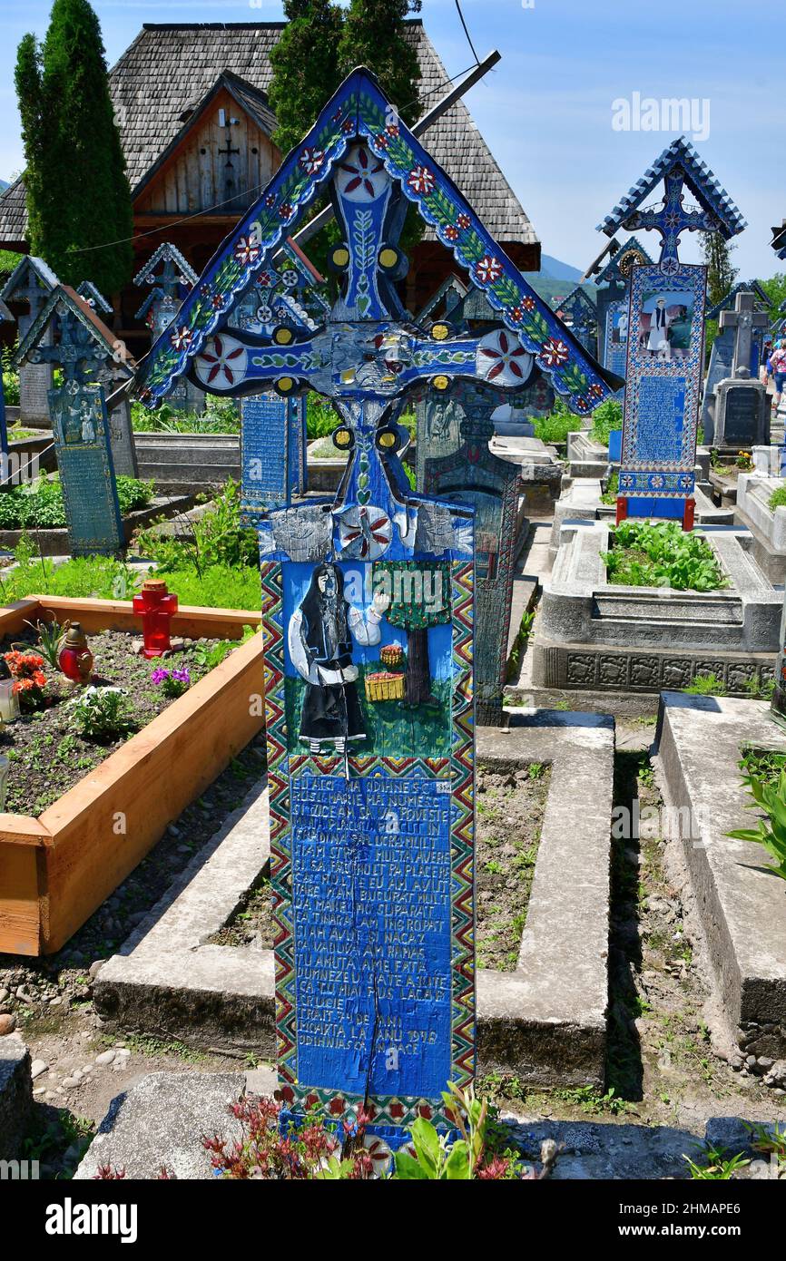 Le Cimetière Joyeux (Cimitirul Vesel), à Sapanta, Maramures, Roumanie.A vidám temető Szaplocán. Banque D'Images