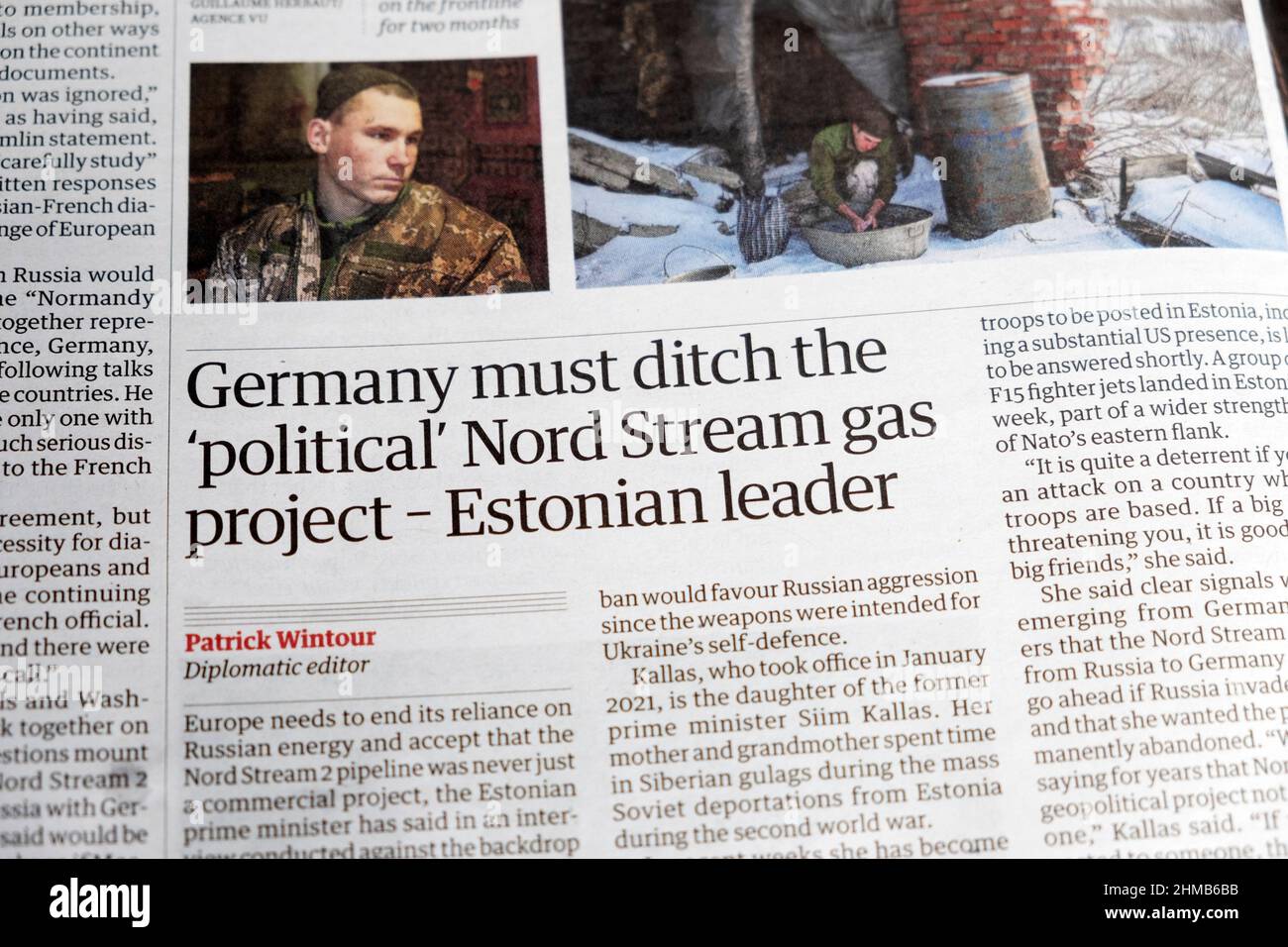 "L'Allemagne doit abandonner le projet gazier "politique" Nord Stream - leader estonien" la coupure du journal Guardian titre 29 janvier 2022 Londres Angleterre Royaume-Uni Banque D'Images