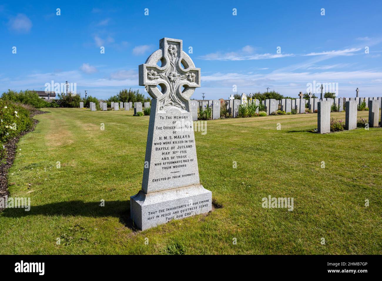 Mémorial aux bureaux et aux hommes du HMS Malaya tués à la bataille de Jutland (31st mai 1916) cimetière naval de Lyness, Lyness, île de Hoy, Orkney, Écosse, ROYAUME-UNI Banque D'Images