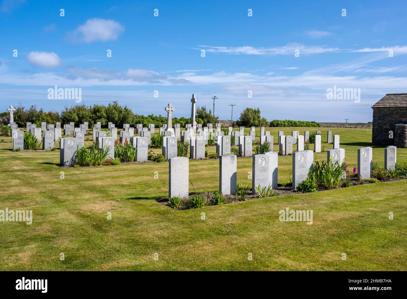 Tombes de guerre du Commonwealth au cimetière naval de Lyness, Lyness, île de Hoy, Orkney, Écosse, ROYAUME-UNI Banque D'Images