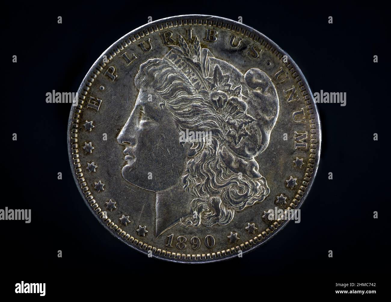 Morgan Dollar Liberty 1890 Macro Shot fond noir Banque D'Images
