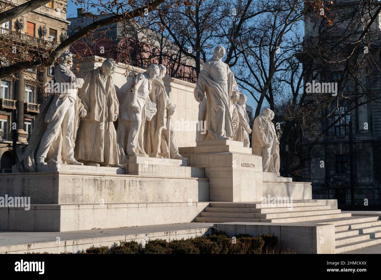 Le Mémorial de Kossuth est un monument public dédié à l'ancien président hongrois Lajos Kossuth sur la place Lajos Kossuth à Budapest en Hongrie Banque D'Images