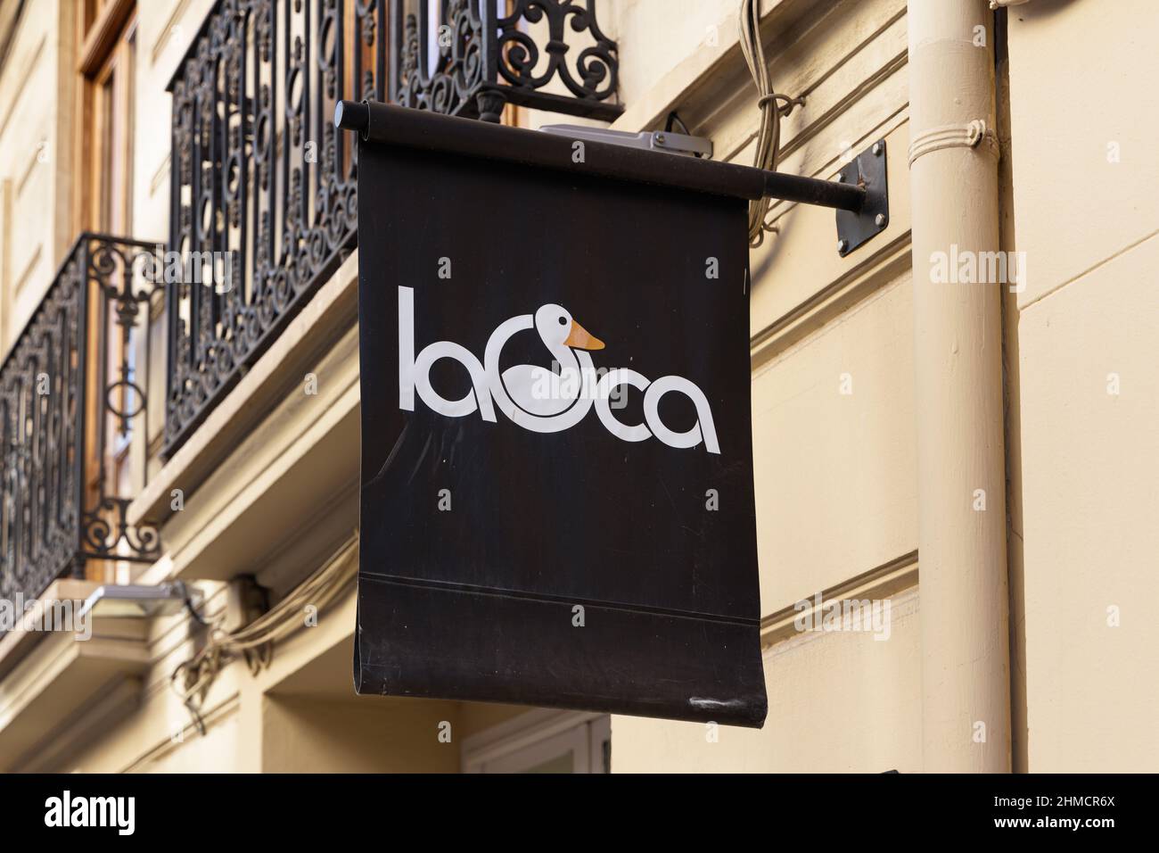 VALENCIA, ESPAGNE - 02 FÉVRIER 2022 : la Oca est une marque espagnole de magasins de meubles et de décoration Banque D'Images