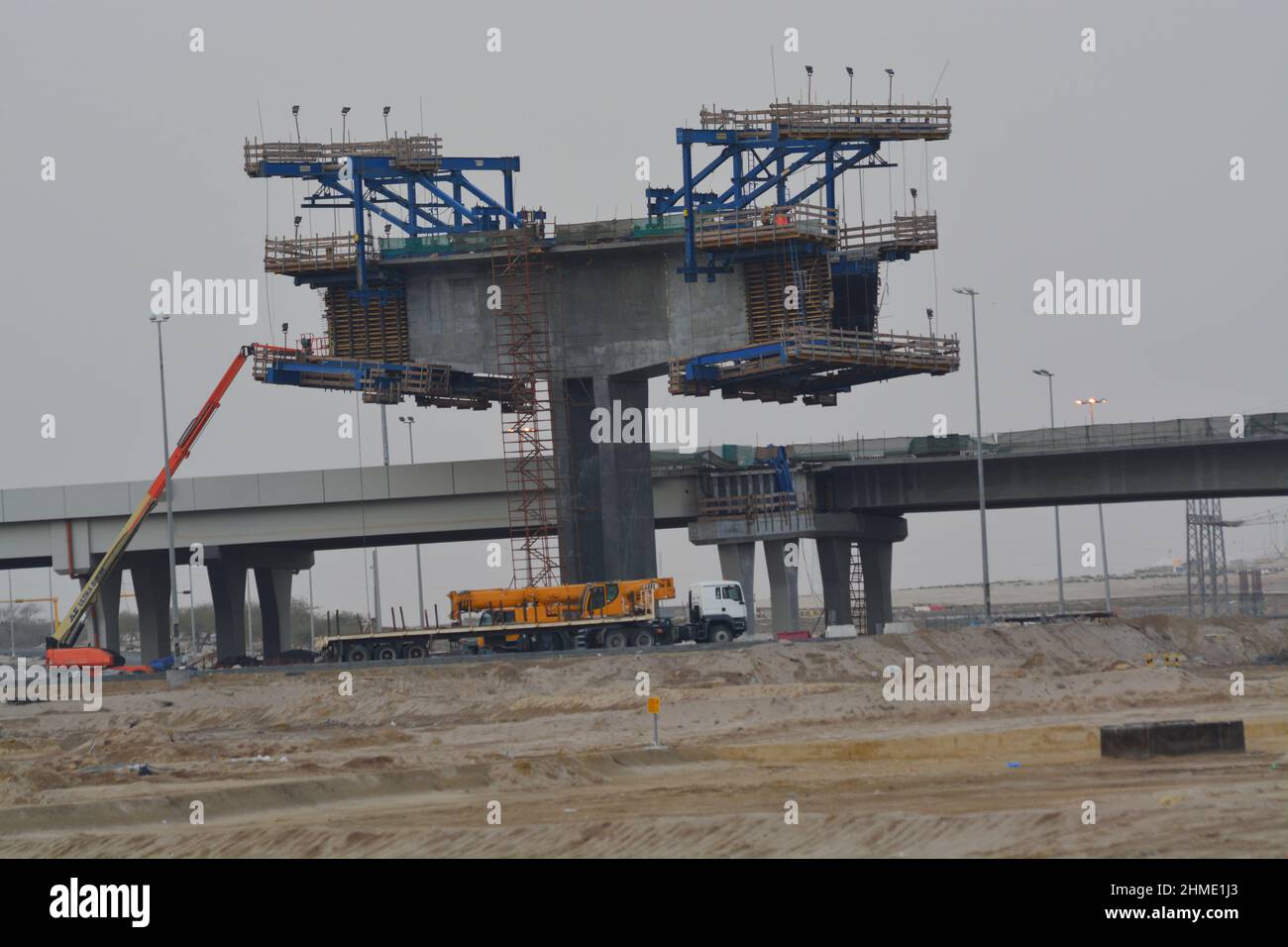 Construction de chemins de fer au Moyen-Orient. Construction modulaire du pont Banque D'Images