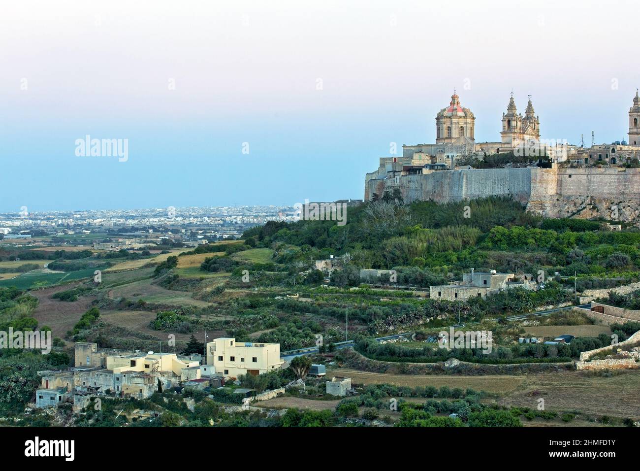 La ville médiévale de Mdina à Dusk Banque D'Images