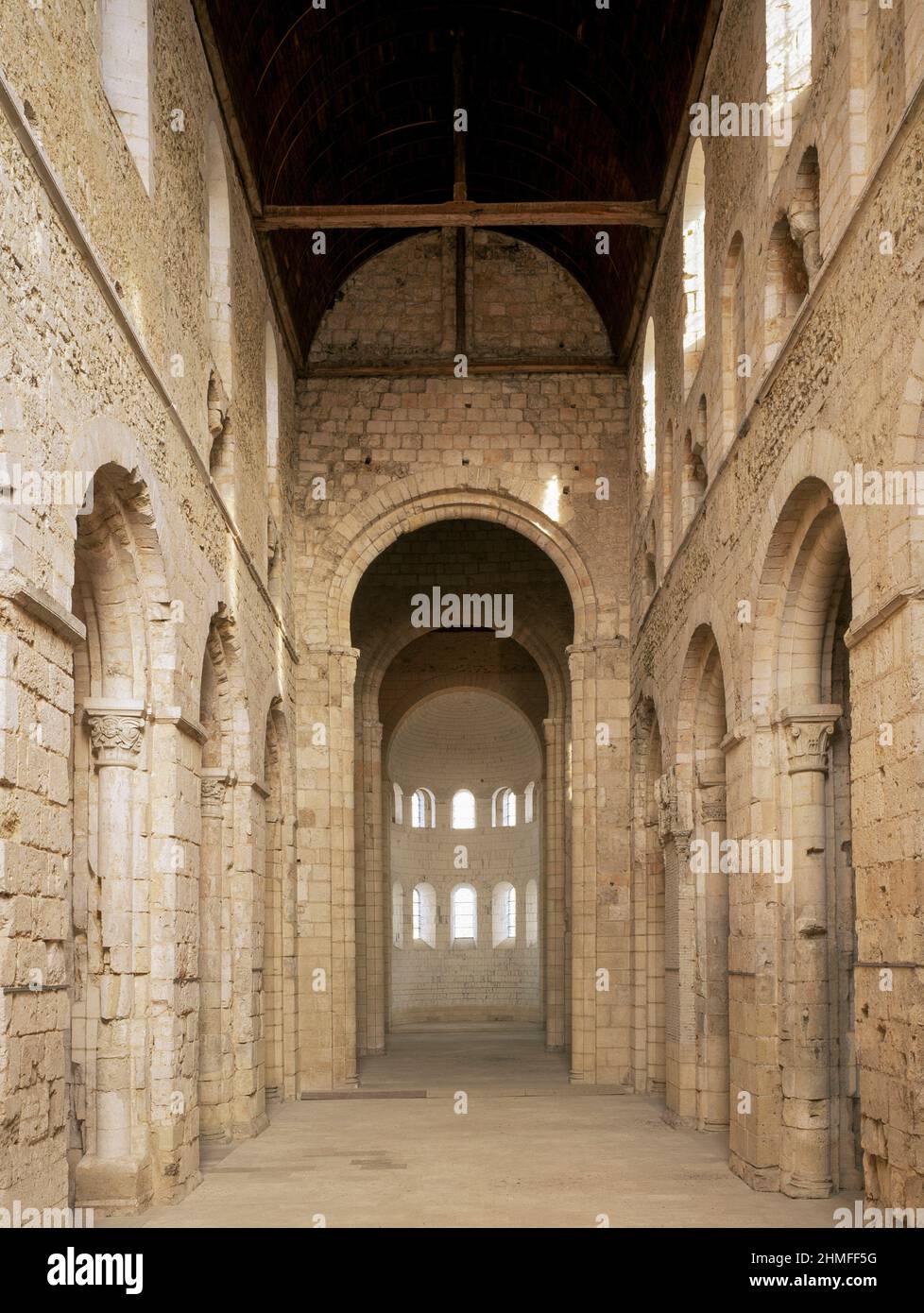 Bernay, Abteikirche notre Dame, Blick nach Osten Banque D'Images