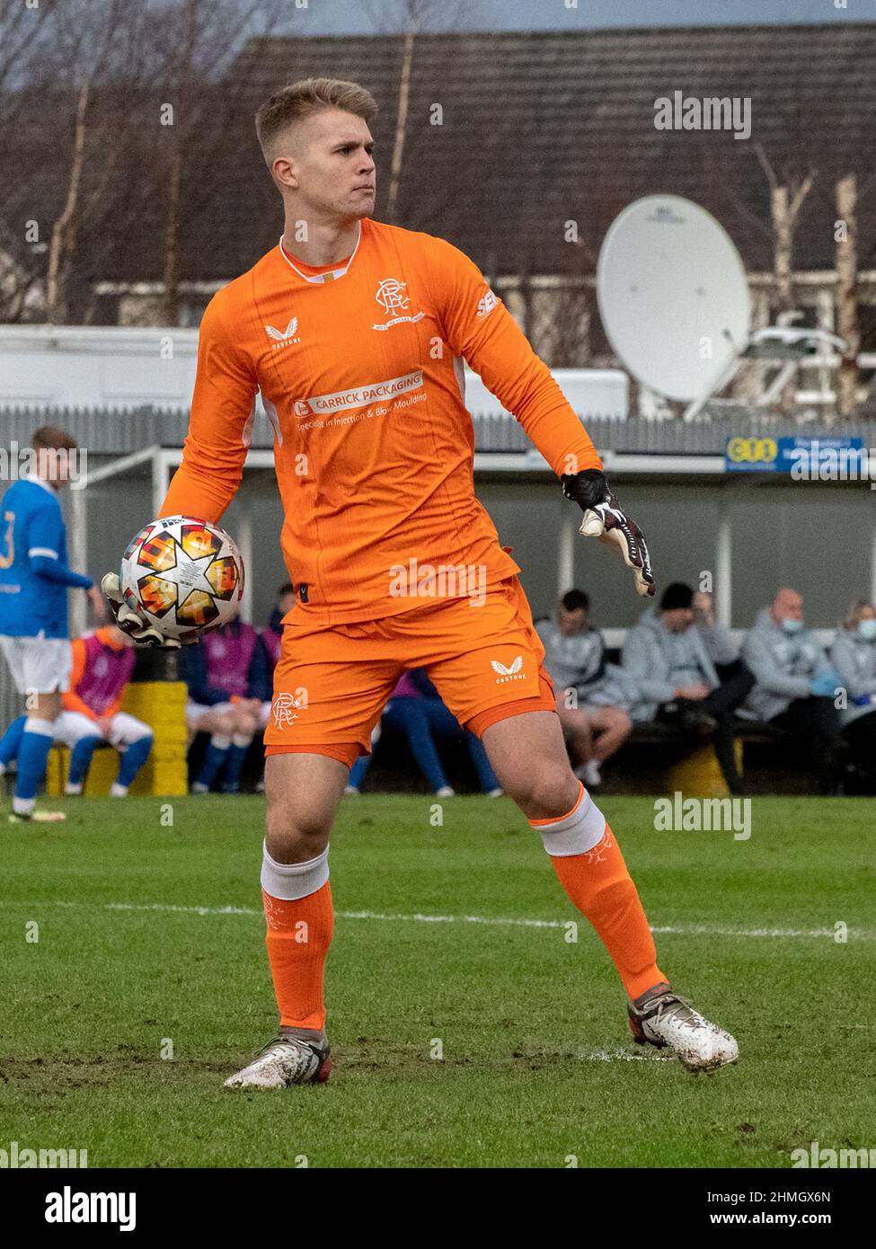 Dumbarton, Écosse. ROYAUME-UNI. 8th février 2022 : le match de la Ligue des jeunes de l'UEFA entre Rangers et Séville (u19s) au stade Dumbarton, en Écosse. Banque D'Images