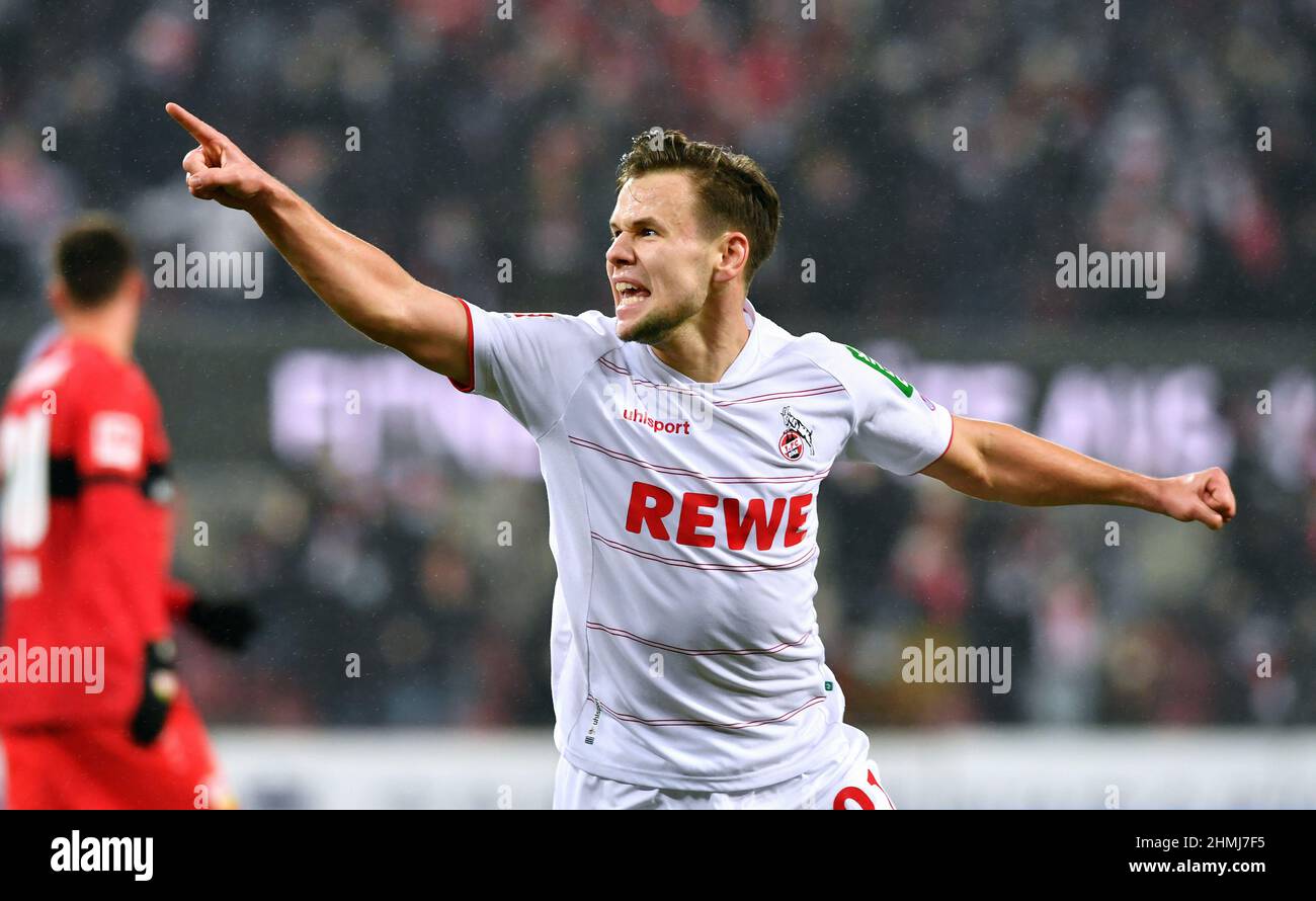 Bundesliga, Rhein Energie Stadium Cologne: 1. FC Köln vs VfB Stuttgart ; Louis Schaub fête ses célébrations après avoir obtenu son score Banque D'Images