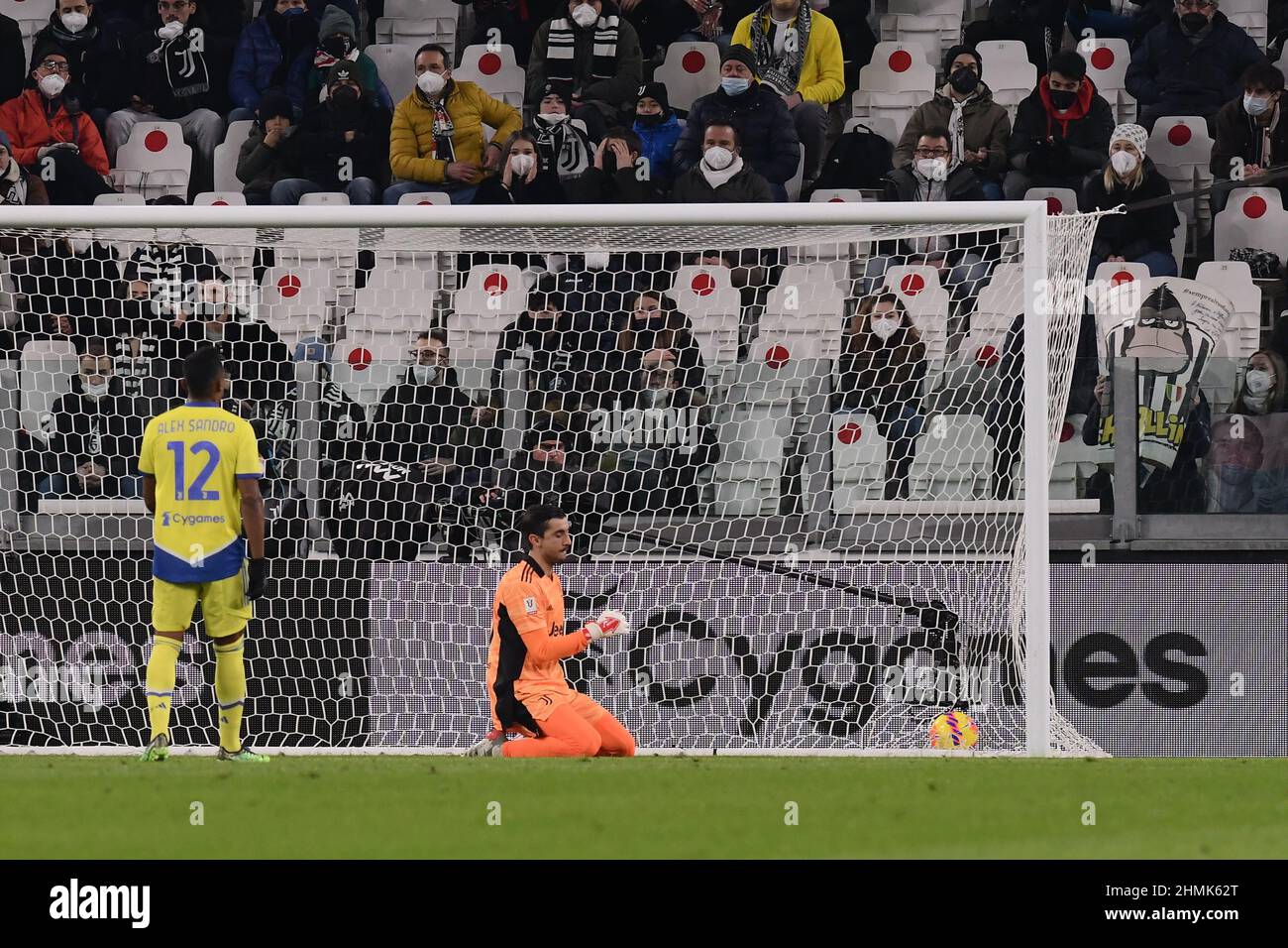 Mattia Perin de Juventus FC réagit lors du match de Coppa Italia 2021/22 entre Juventus FC et US Sassuolo au stade Allianz le 10 février 2022 à Turin, en Italie Banque D'Images
