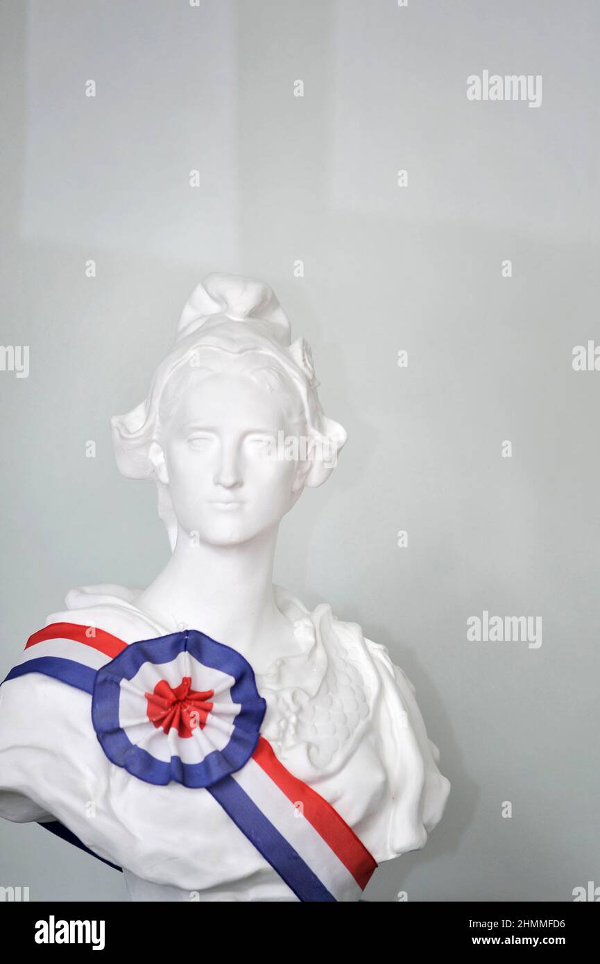 France marianne french republic Banque de photographies et d'images à haute  résolution - Alamy