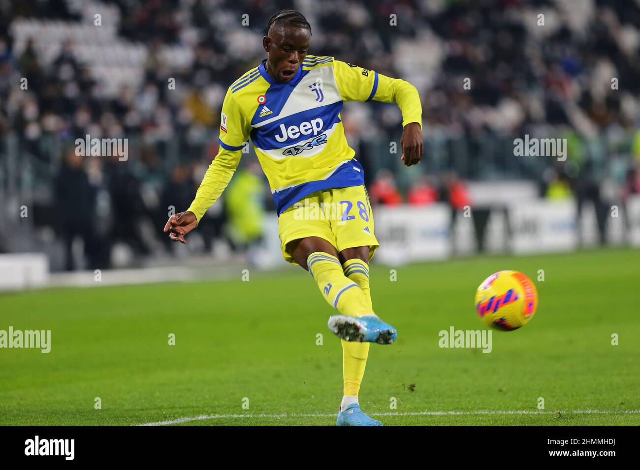 TURIN, ITALIE. 10 FÉVRIER 2022. Denis Zakaria de Juventus FC lors du match de la coupe d'Italie (quart de finale) entre Juventus FC et US Sassuolo chez Allianz Banque D'Images