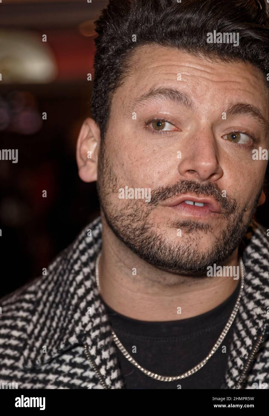 Paris, France. 10th févr. 2022. KeV Adams assiste à la première DE LA MAISON DE CONTRE-RITE de Thomas Gilou au Grand Rex le 10 février 2022 à Paris, France. Banque D'Images