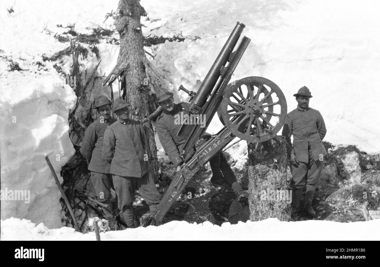 Prima Guerra Mondiale - Fronte Italiano - Monte Fiara - Vicenza - 1° Reggimento Artiglieria Alpini Regio Esercito Italiano Banque D'Images