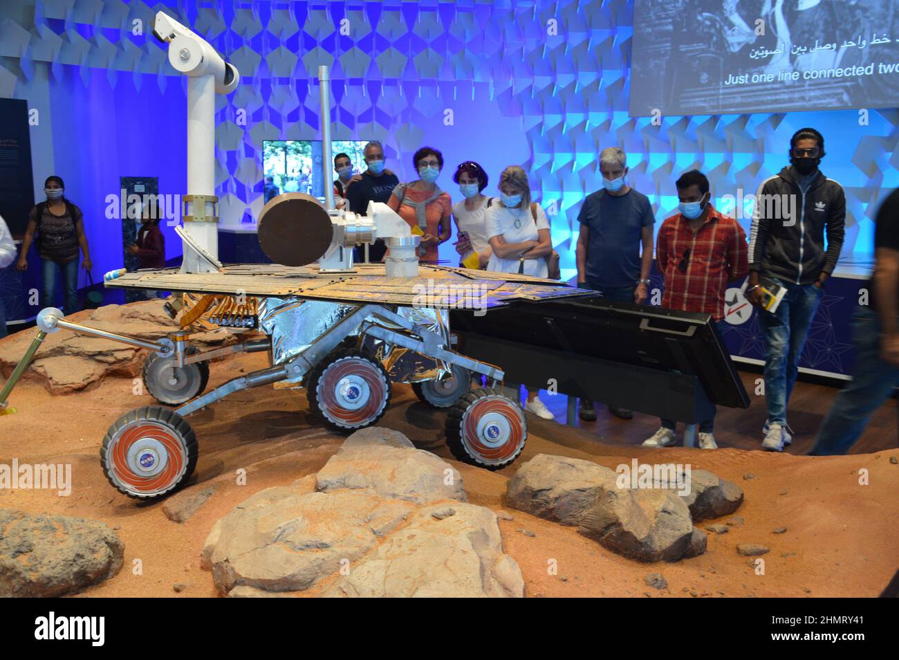 LE pavillon AMÉRICAIN présente une réplique de Mars rover à l'Expo 2020 Dubaï aux Émirats arabes Unis - 1 février 2022. Banque D'Images