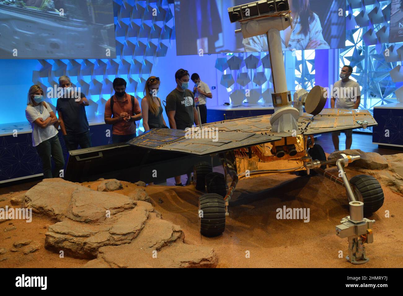 LE pavillon AMÉRICAIN présente une réplique de Mars rover à l'Expo 2020 Dubaï aux Émirats arabes Unis - 1 février 2022. Banque D'Images
