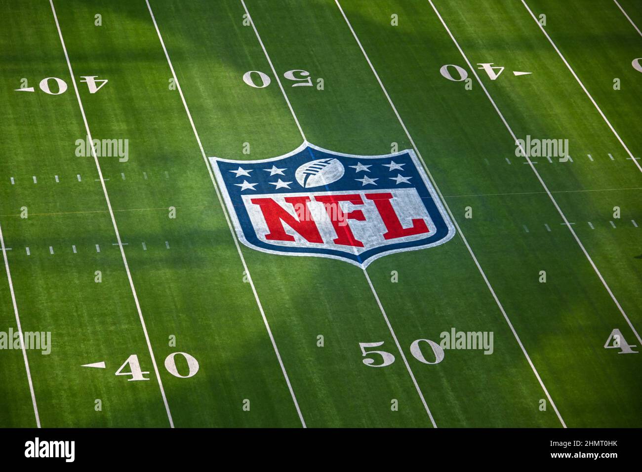 Vue d'ensemble générale des logos NFL et Super Bowl LVI sur le terrain au stade SOFI le mardi 01 février 2022 à Inglewood, en Californie, les Rams prendront Banque D'Images