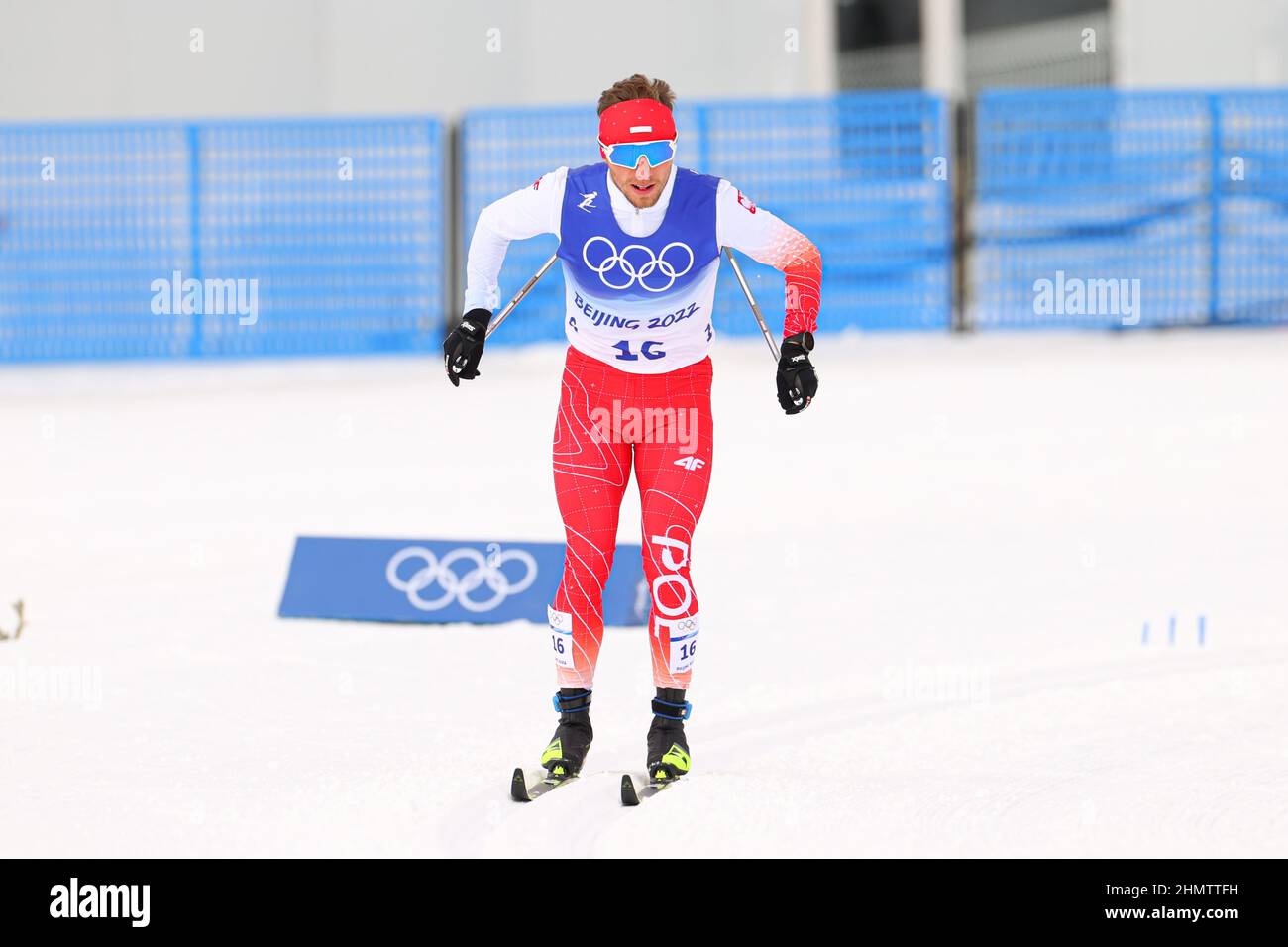 Zhangjiakou, Hebei, Chine. 11th févr. 2022. Dominik Bury (POL) ski de fond : Classique Homme 15km pendant les Jeux Olympiques d'hiver de Beijing 2022 au Centre National de ski de fond de Zhangjiakou, Hebei, Chine . Credit: YUTAKA/AFLO SPORT/Alay Live News Banque D'Images