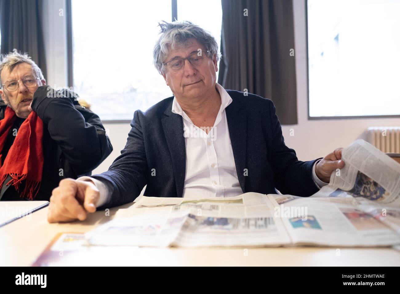 France, Rennes, 2022-02-08. Visite du député de la France Insoumise, Eric Coquerel, à Rennes, dans le quartier de Maurepas, dans le cadre du presi de Jean-Luc Melenson Banque D'Images