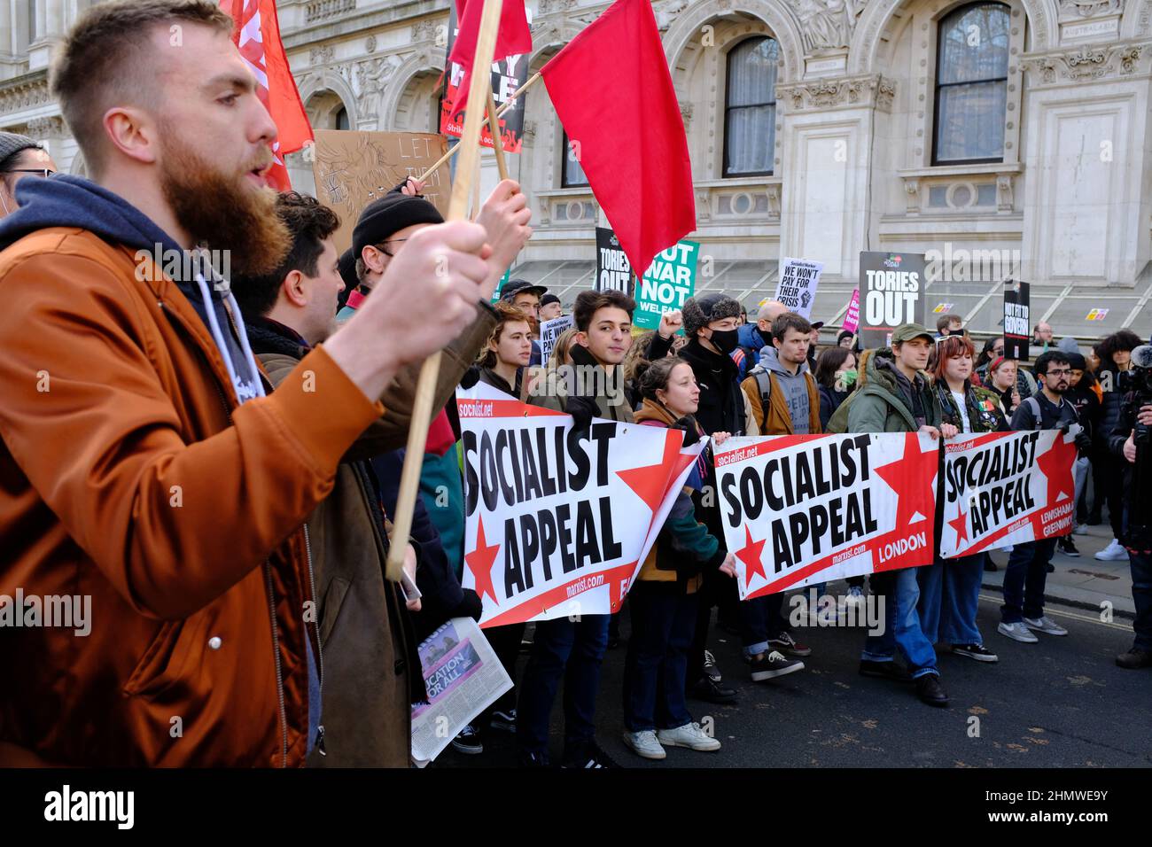 LONDRES - 12th FÉVRIER 2022: Manifestation de l'Assemblée populaire contre le gouvernement conservateur et leur gestion de la crise du coût de la vie. Banque D'Images